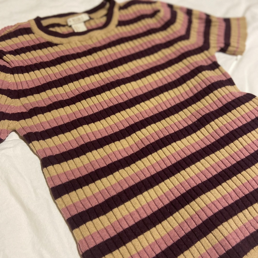 Multicolored Ribbed Striped Crop Top - Picture 2 of 3